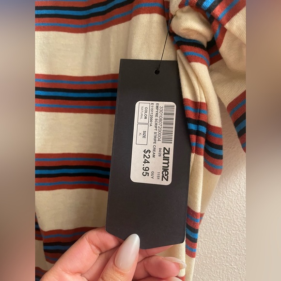 MENs T-Shirt - Picture 2 of 4